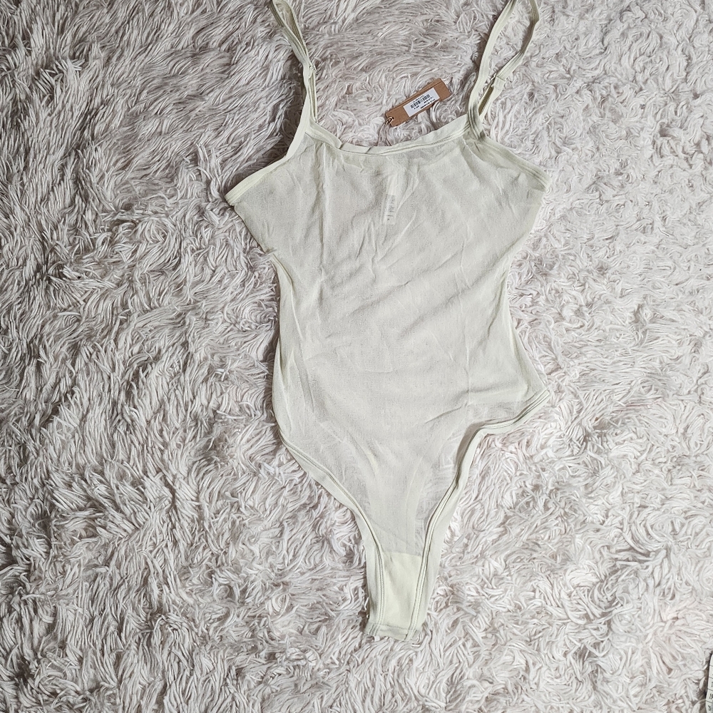 Skims Summer Mesh Strappy Bodysuit in Bone/ M/ NWT
